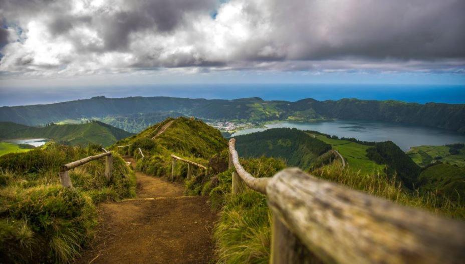 Azor International Hostel Ponta Delgada Eksteriør bilde