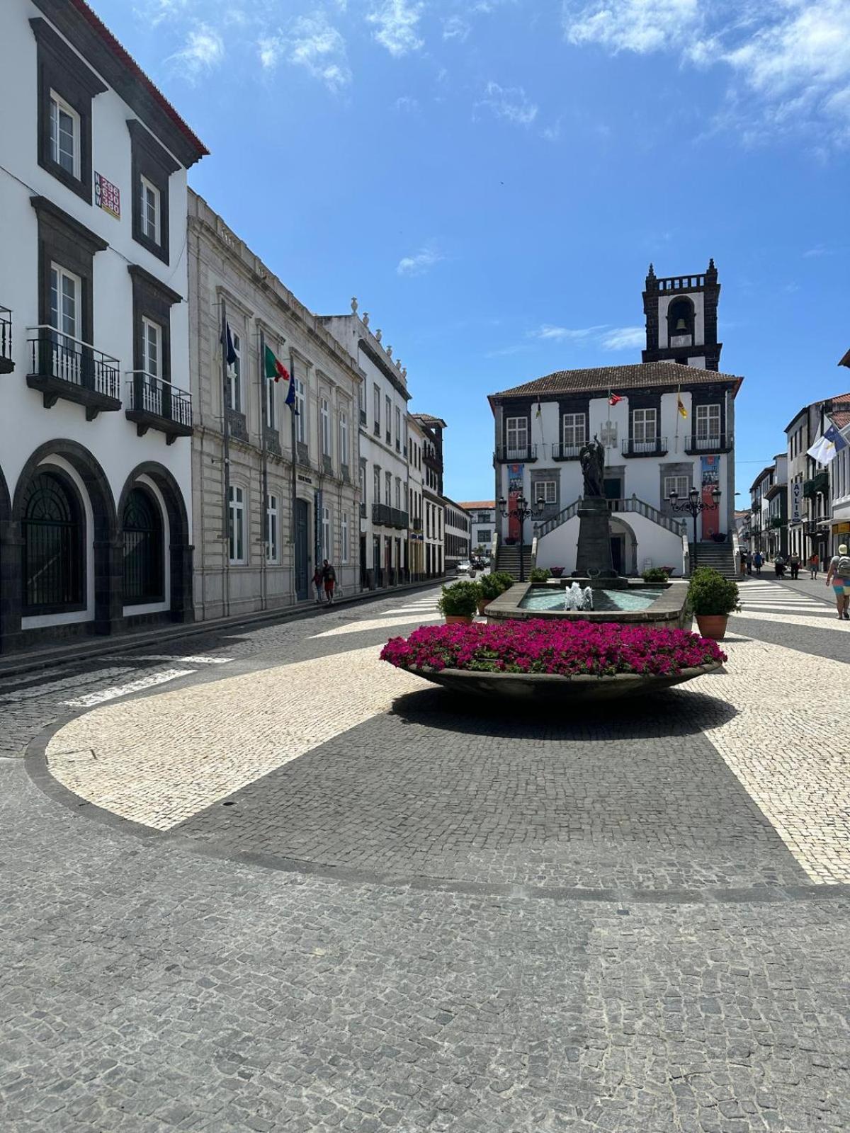 Azor International Hostel Ponta Delgada Eksteriør bilde